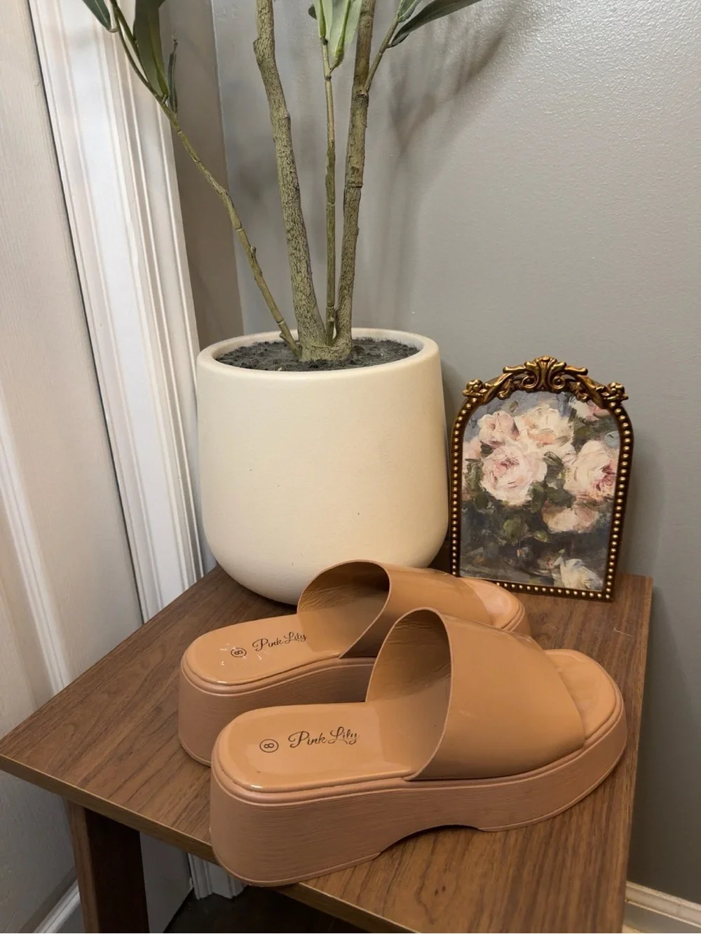 Pink Lily Tan Nude Chunky Platform Slide Sandals Size 8